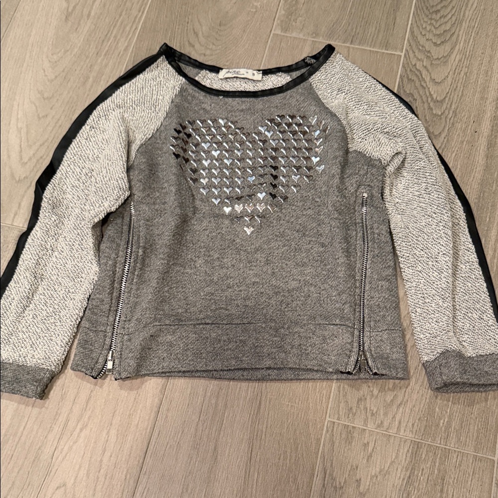 Pinc Premium Girls Gray Heart Long sleeve Shirt Size 5